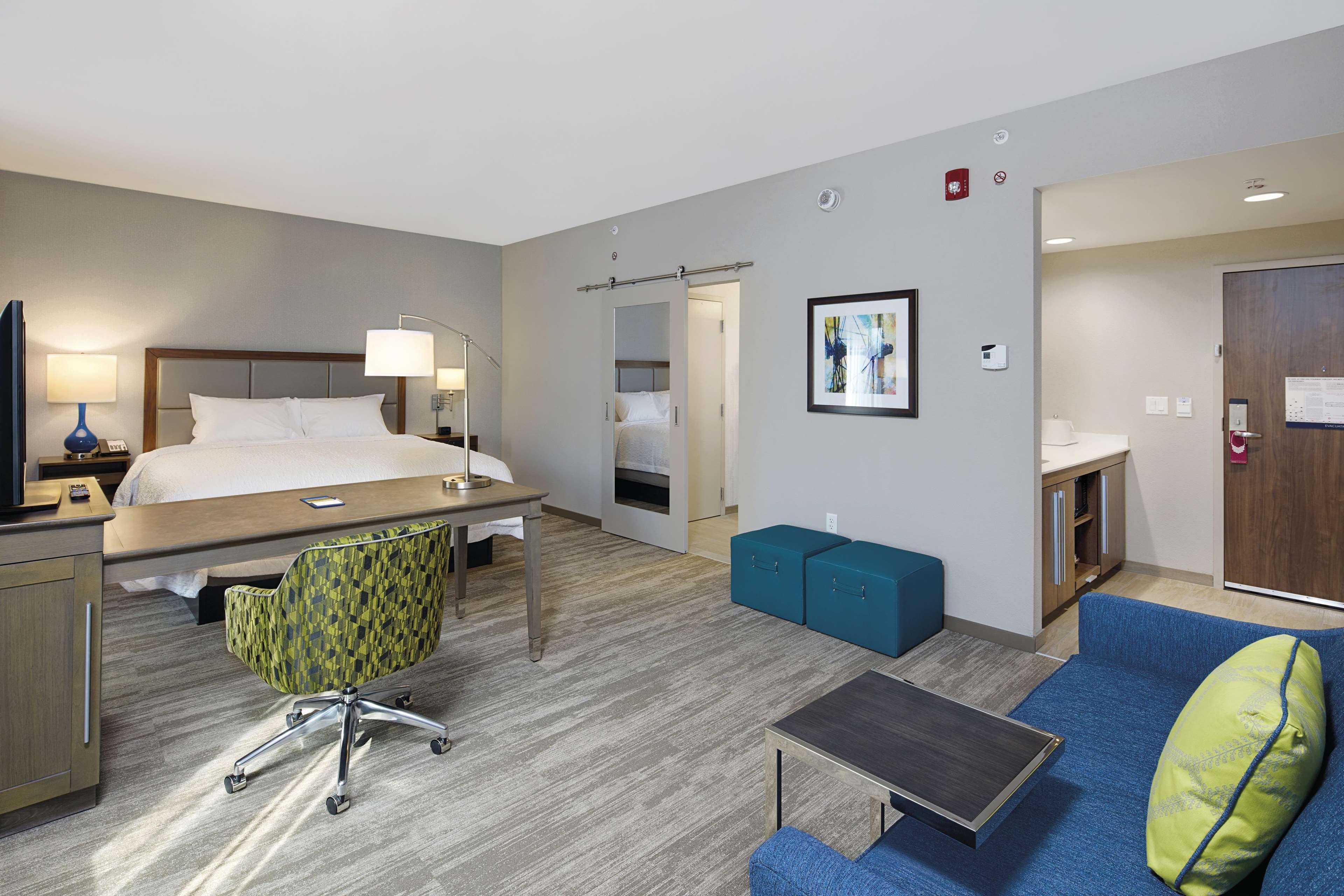 Hampton Inn & Suites Sacramento At Csus Bagian luar foto