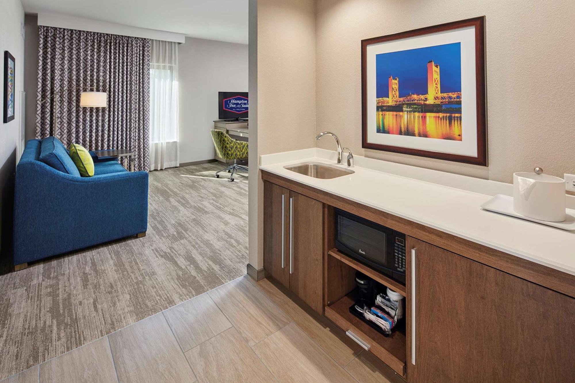 Hampton Inn & Suites Sacramento At Csus Bagian luar foto
