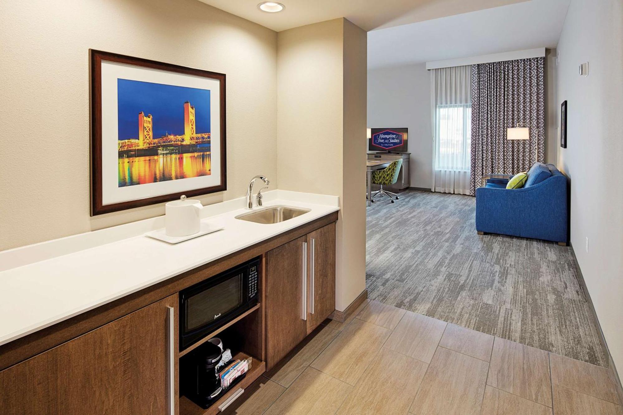 Hampton Inn & Suites Sacramento At Csus Bagian luar foto