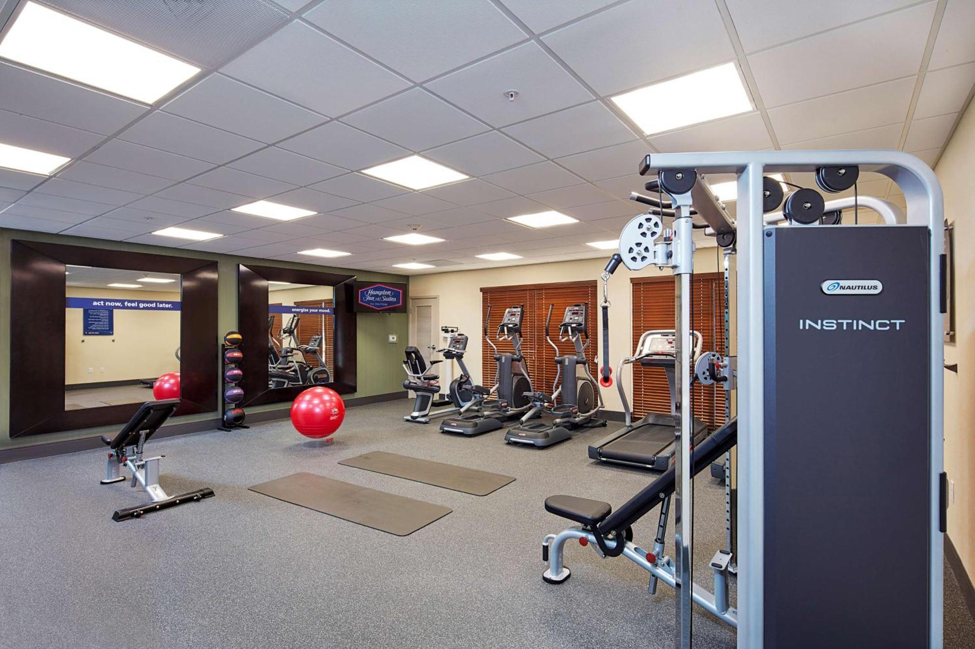 Hampton Inn & Suites Sacramento At Csus Bagian luar foto